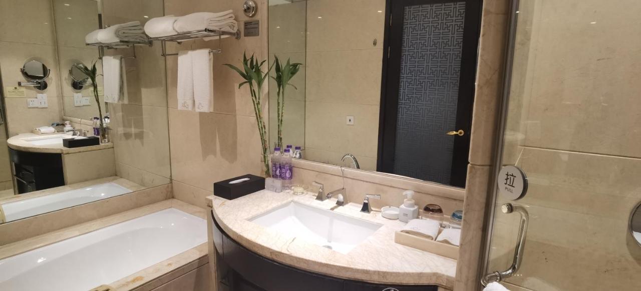 Ondine International Hotel Zhenjiang  Buitenkant foto